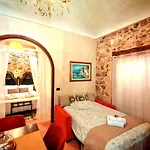 Home Kitó Ortigia